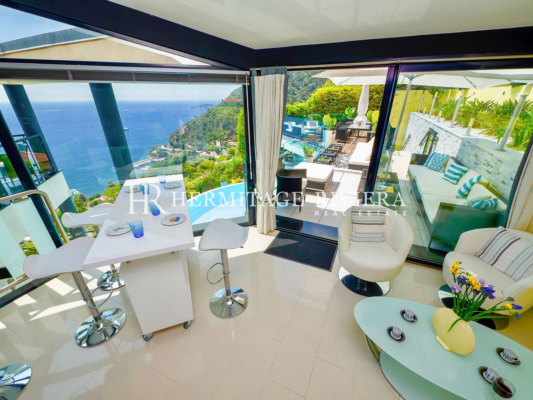 Villa moderna - Vista panoramica sul mare - Piscina (immagine 7)