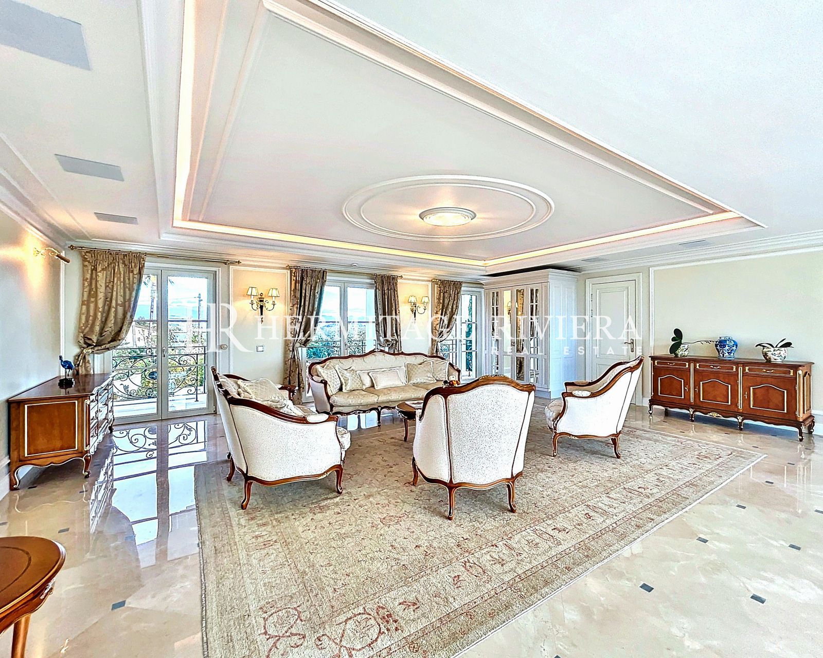Magnificent Palace - Sea view - Tennis court - Pool (image 8)
