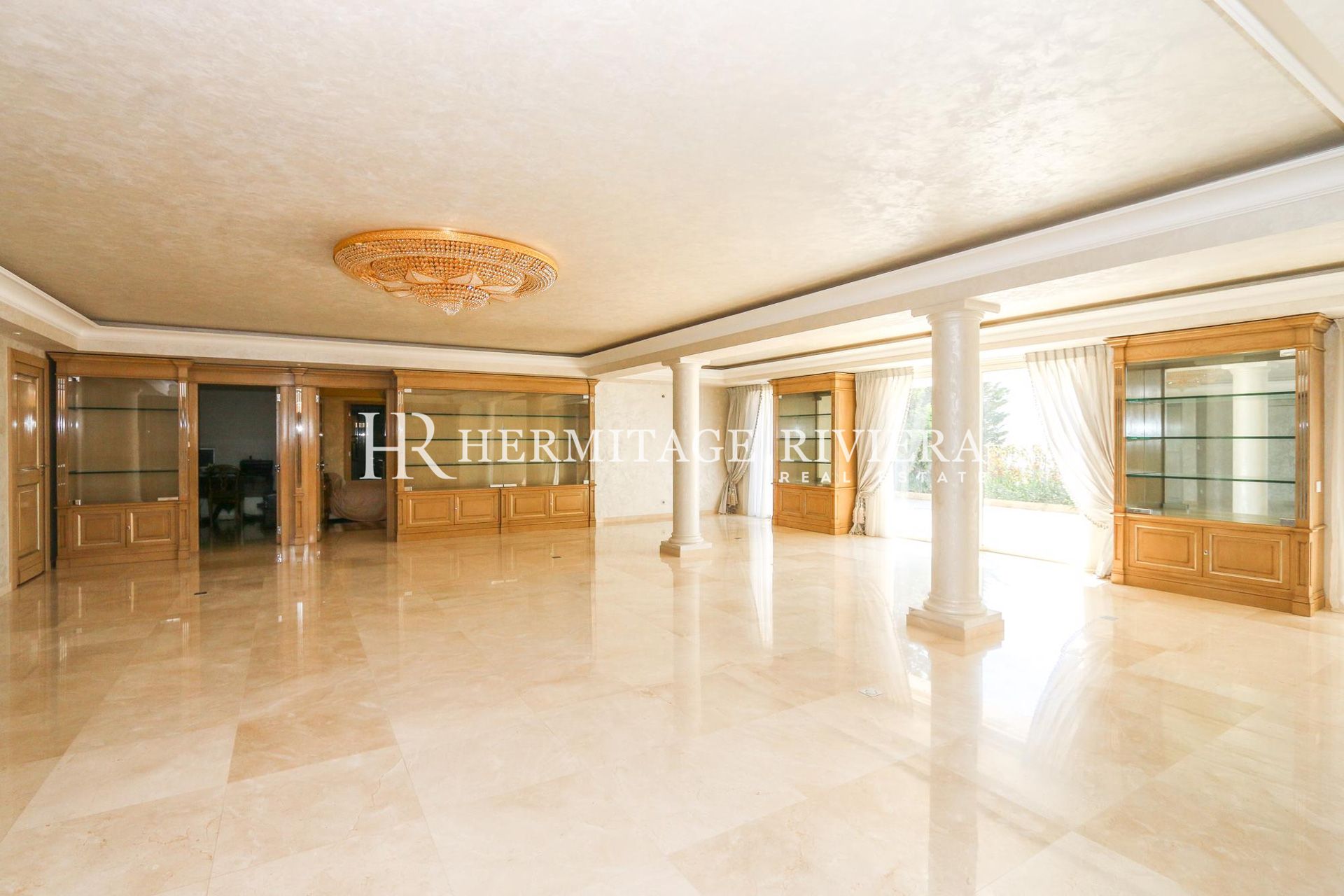 Вилла в флорентийском стиле с видом на море (изображение 8)