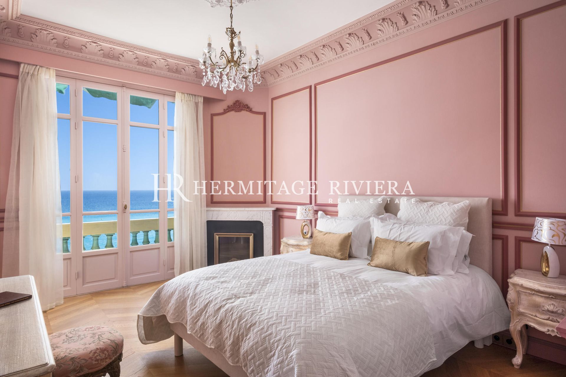 4 bedroom apartment - Waterfront - Renovated - Sea views  (image 12)