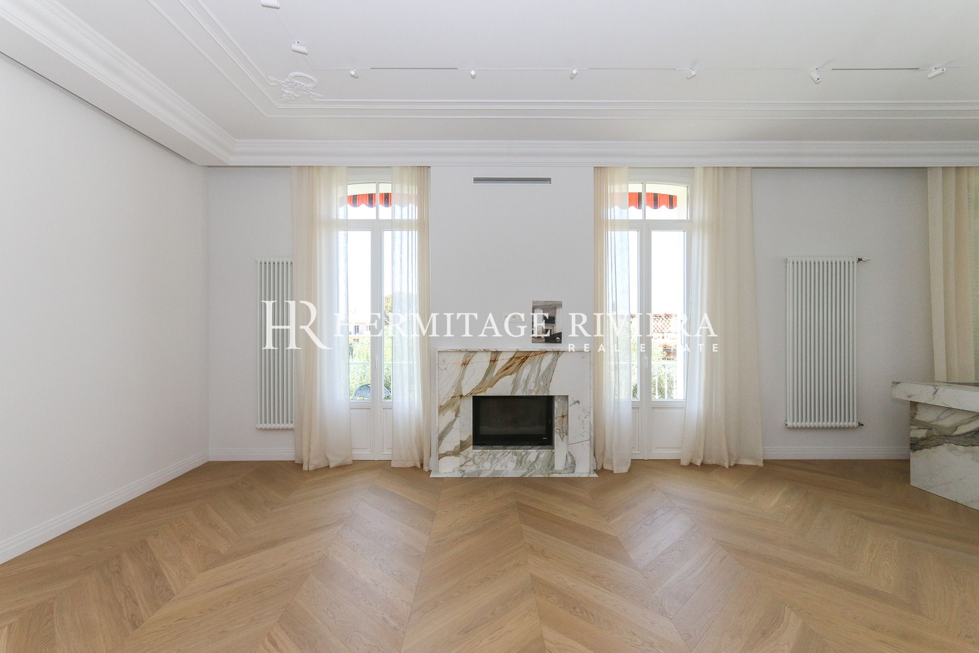 Exceptional apartment in the heart of Cap d'Ail  (image 3)