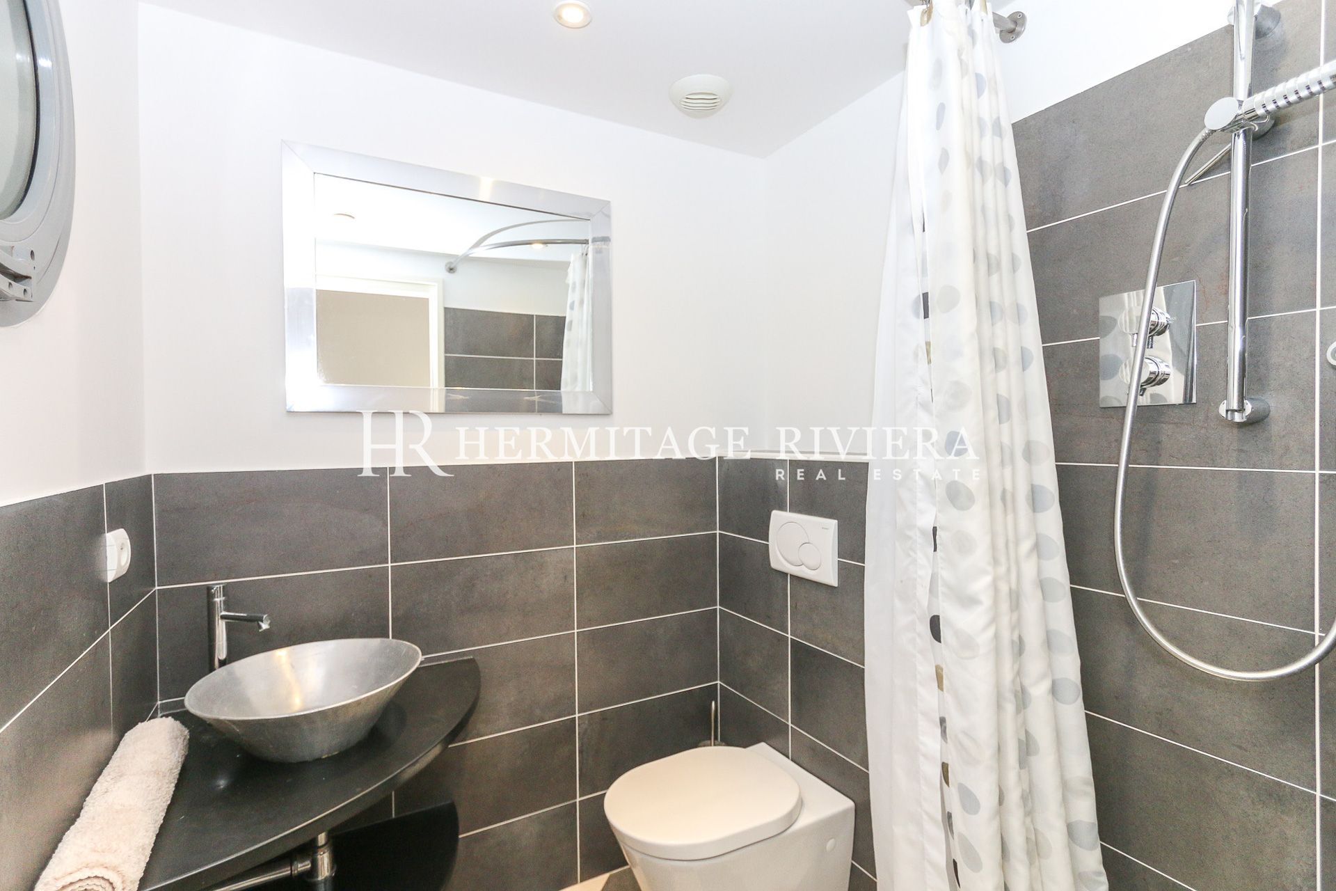 Leilighet med 3 soverom - Privat hage - Havutsikt - Basseng (bilde 24)