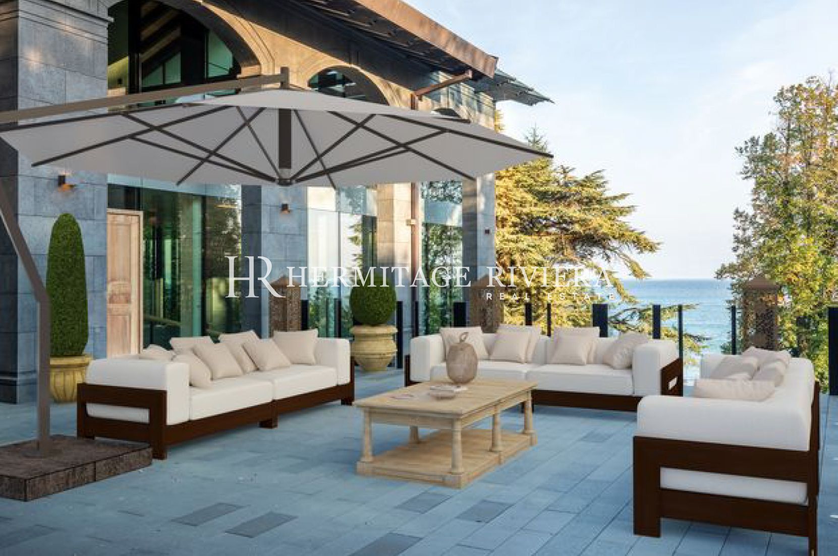 New waterfront mansion - Private beach  (image 4)
