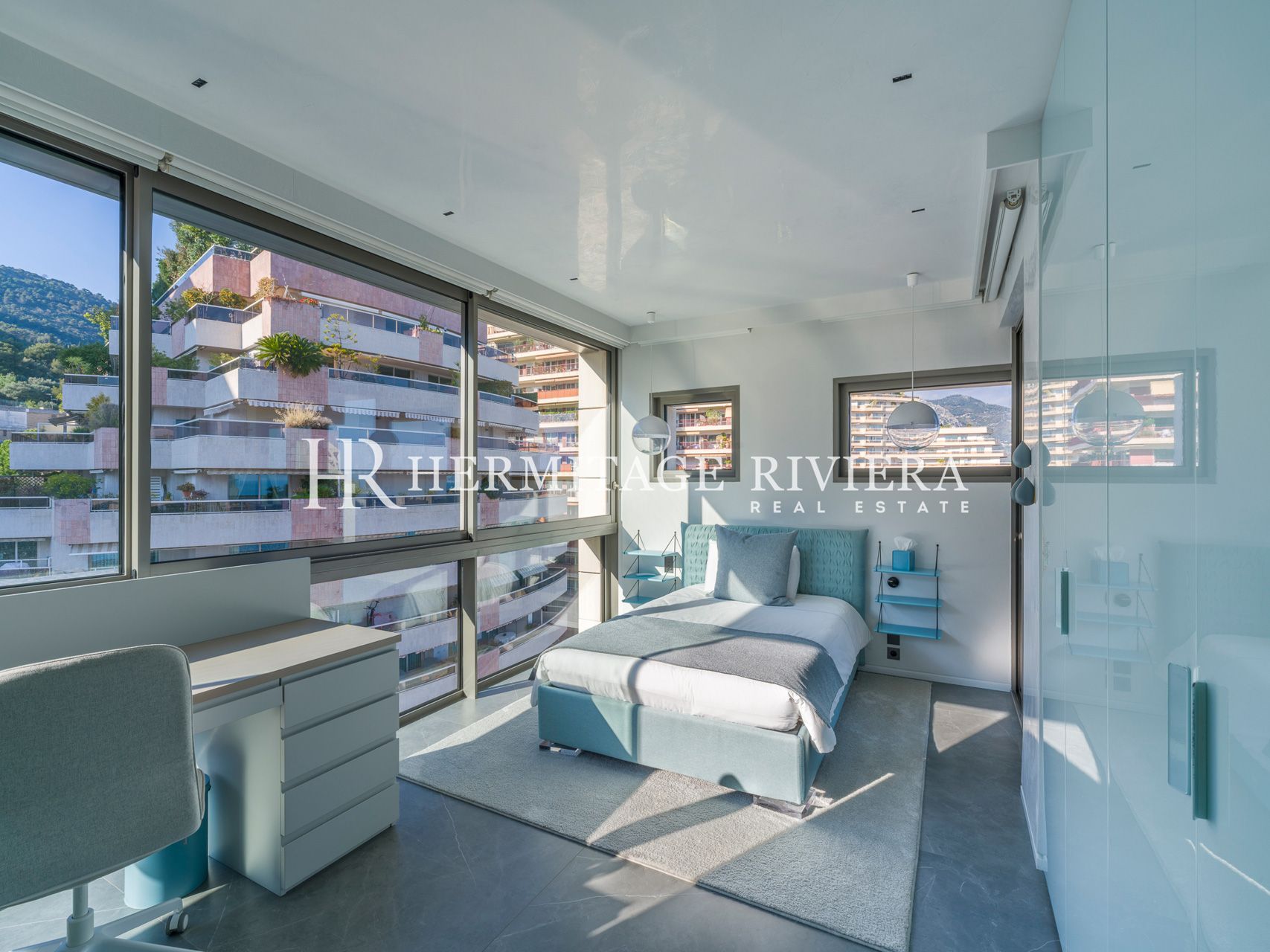 Apartment in Jardin Exotique Monaco  5 bedrooms- Terrace - Views of Monaco - Calme (image 24)