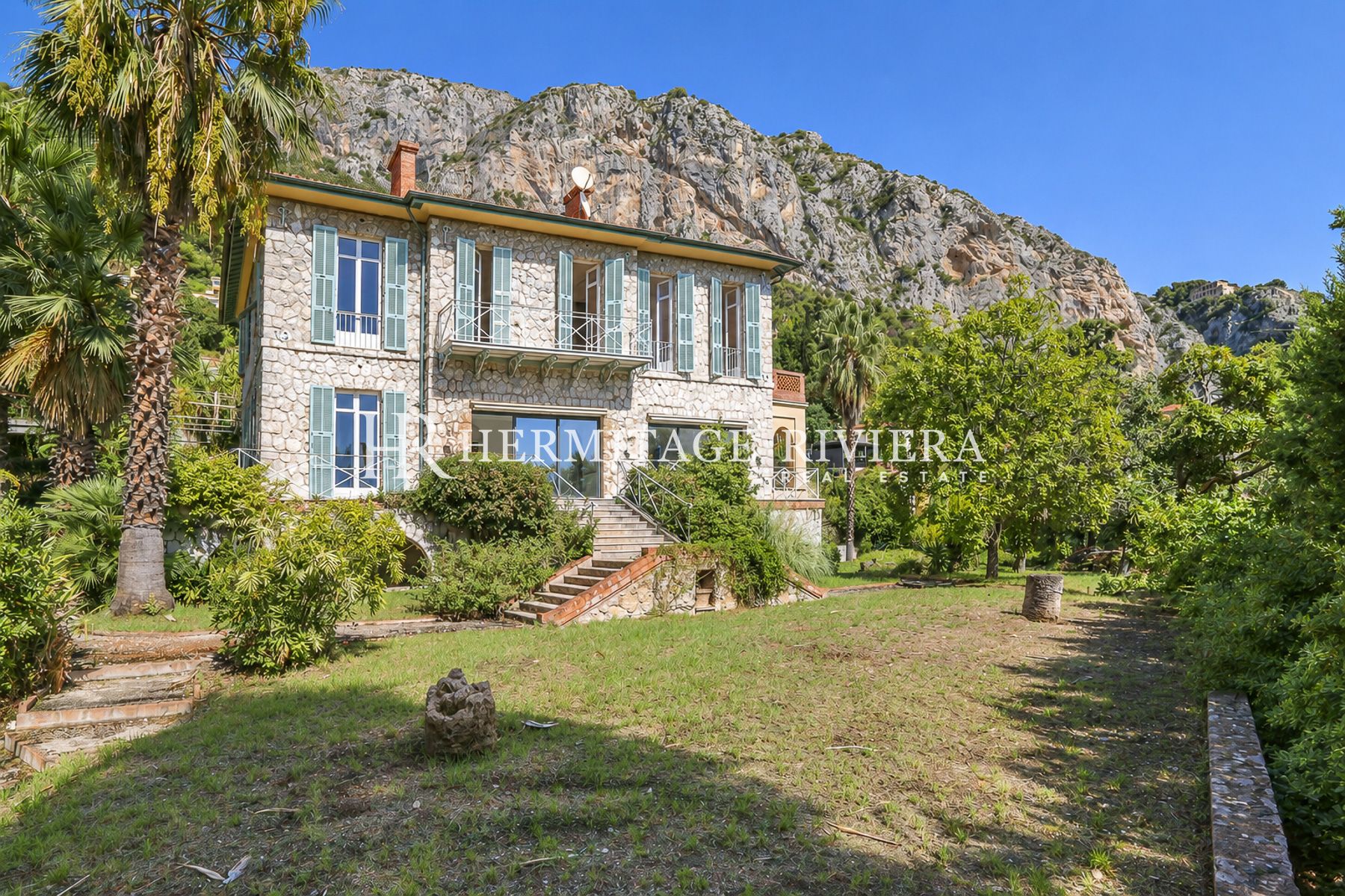 Villa in Menton Garavan Elegant 19th century stone mansion with sea view (image 6)
