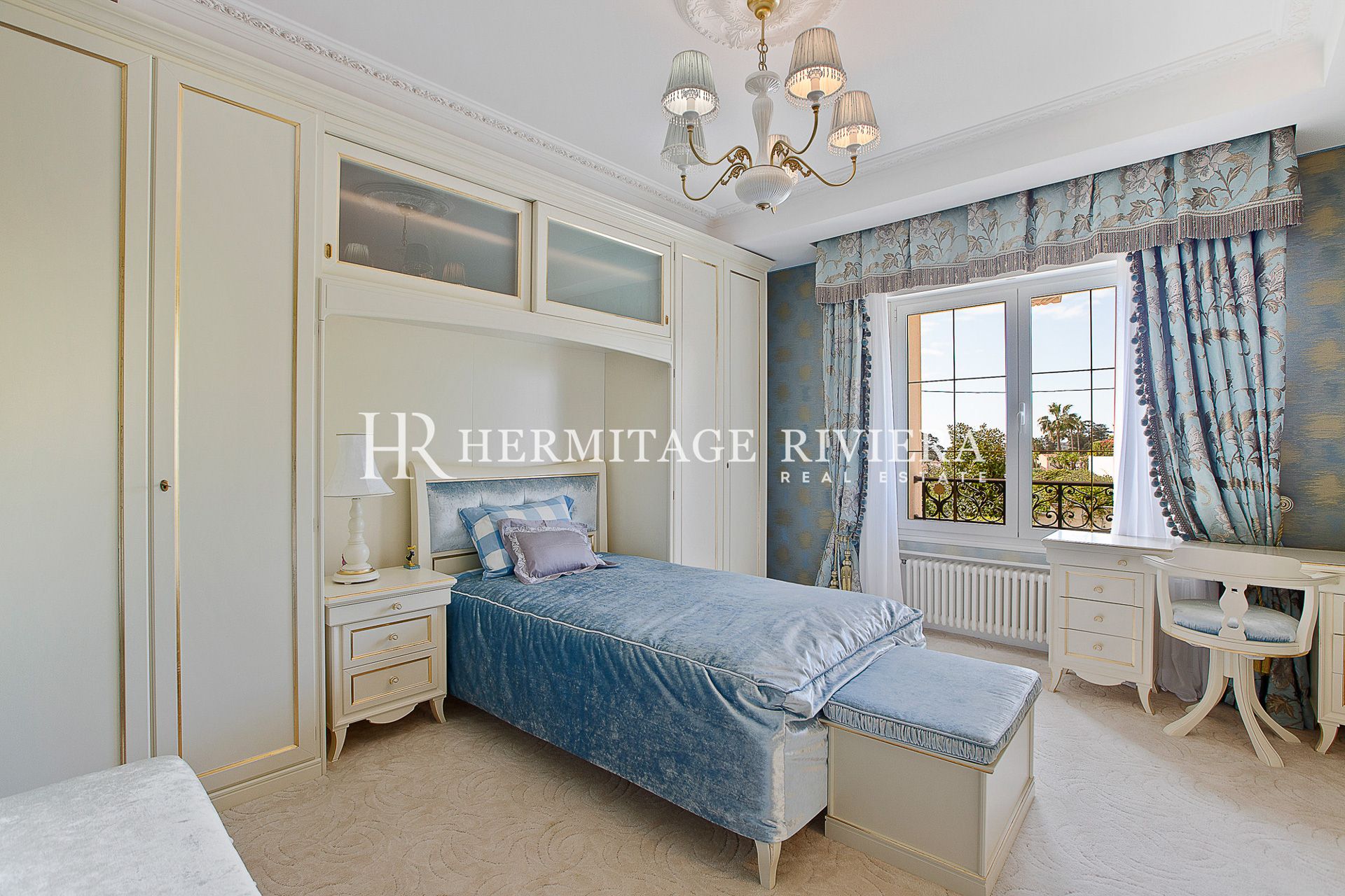 Exception prestigious property - Flat garden - Pool - Sea view  (image 30)
