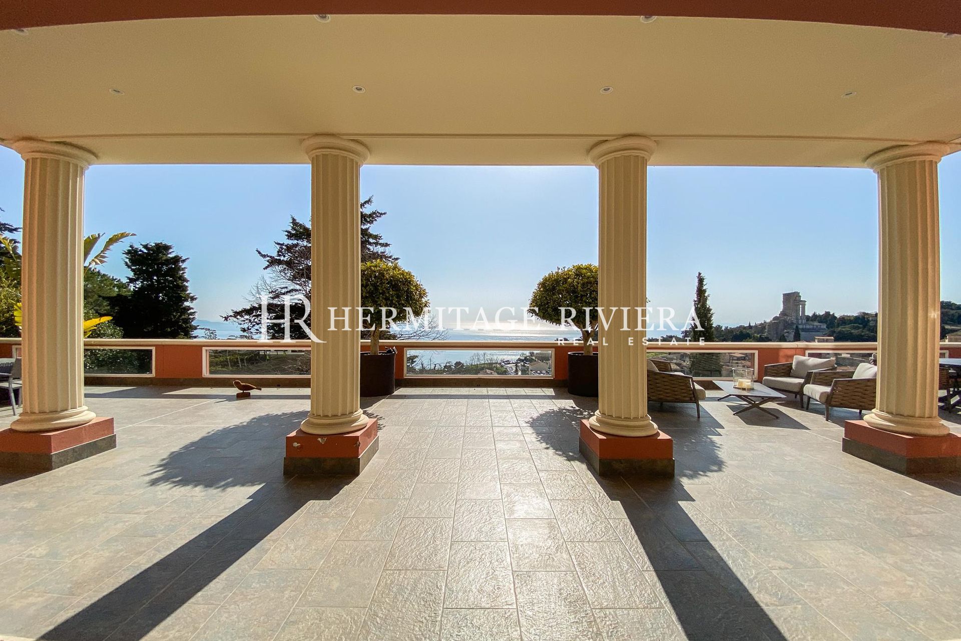 Renovated - Panoramic sea views - Pool (image 10)