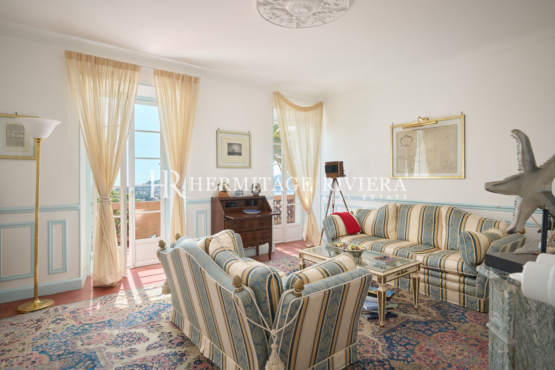 3 bedroom apartment - Historic residence - Overlooking the bay - Terrace (image 7)