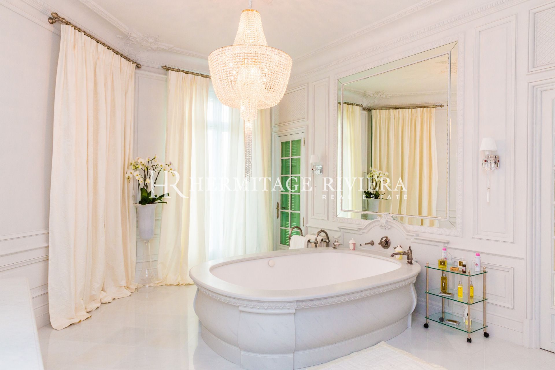 Luxury private estate - Views of Monaco  (image 20)