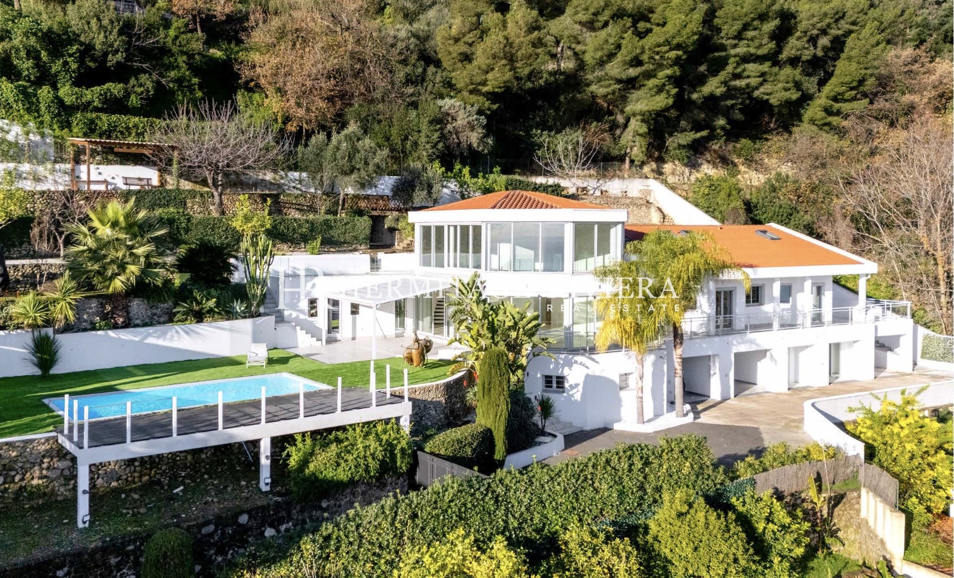 Moderne villa nær Monaco (bilde 1)