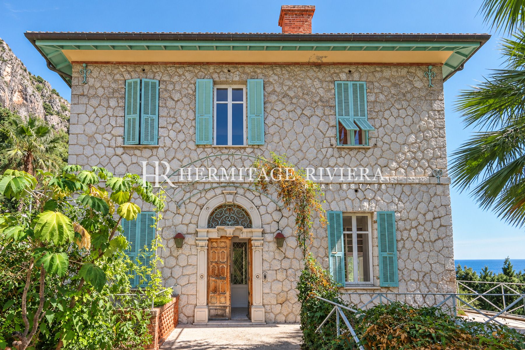 Villa in Menton Garavan Elegant 19th century stone mansion with sea view (image 4)
