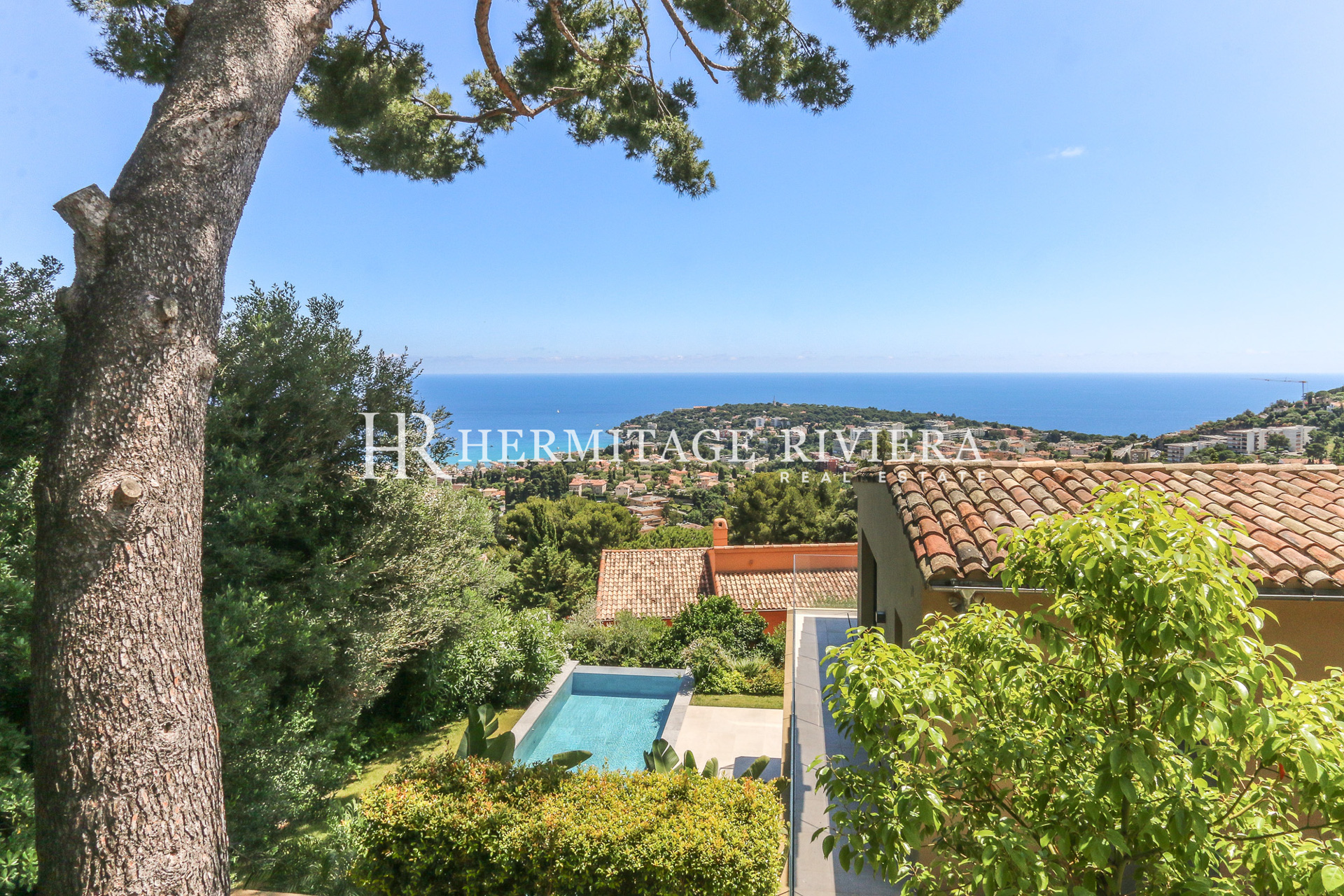 Recent villa with sea view close Monaco (image 33)