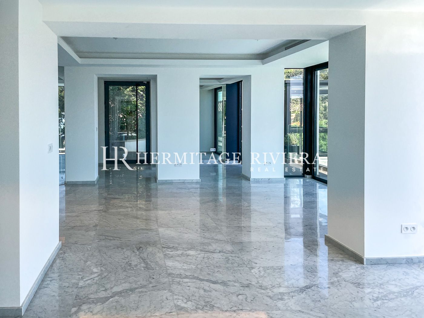 Luxurious modern villa - Pool - Sea view (image 5)