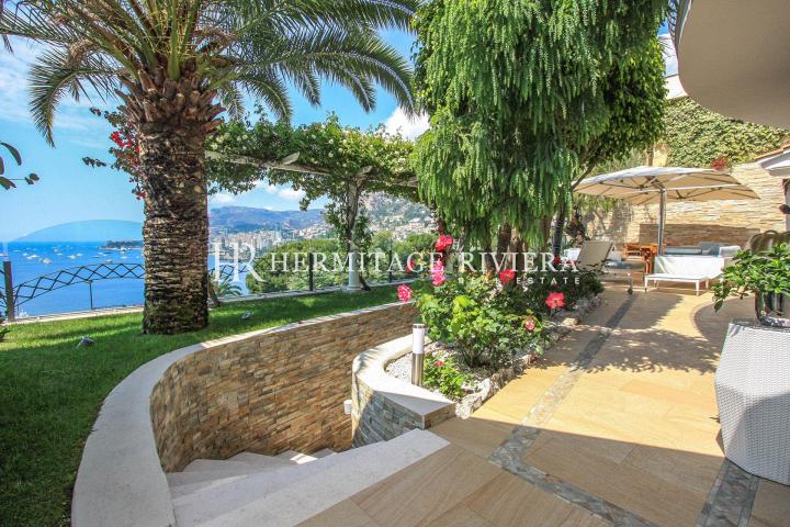 Luxuriously appointed property looking over Monaco (image 20)
