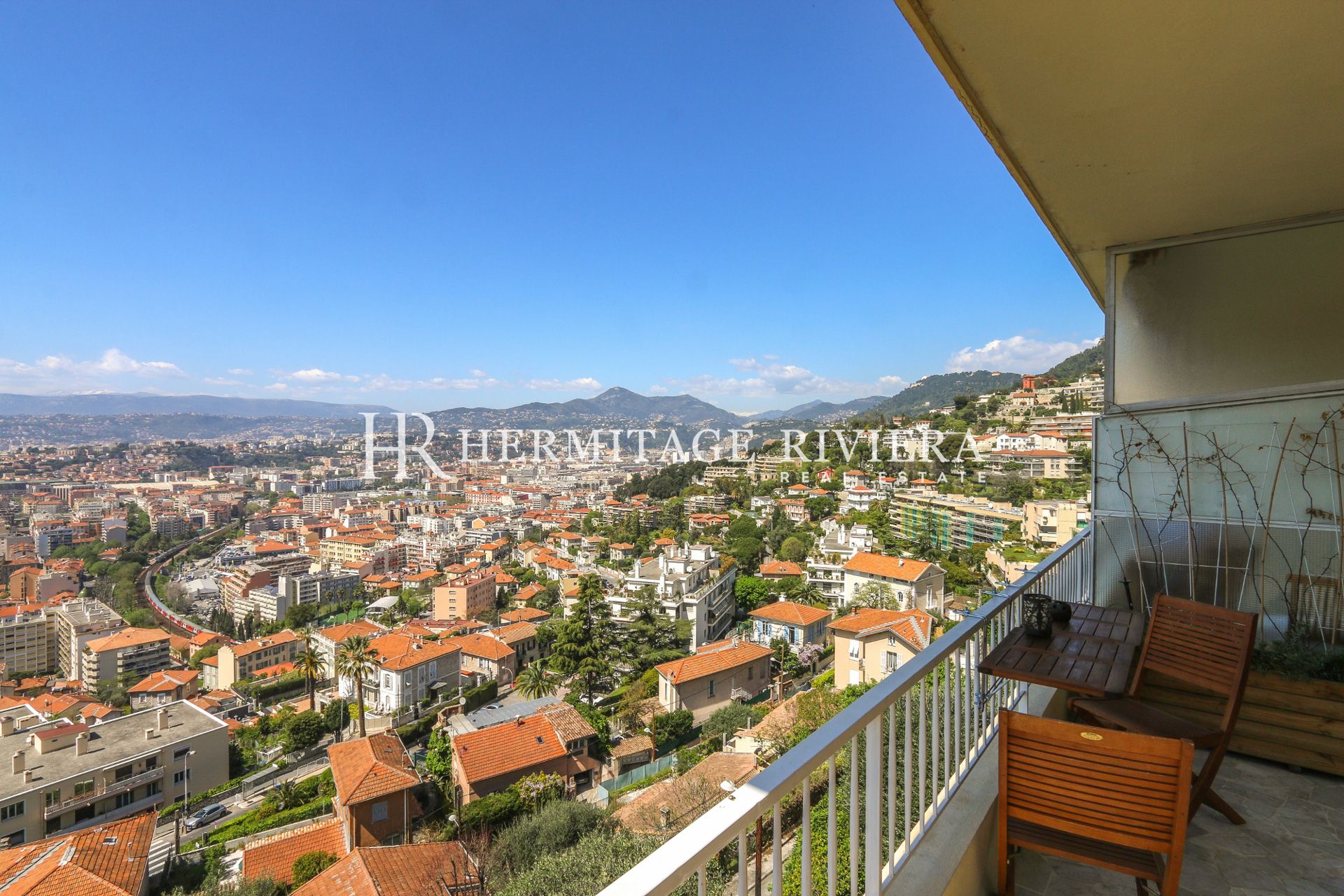 Apartment in Nice Mont Boron Apartment with terrace and sea view (image 3)