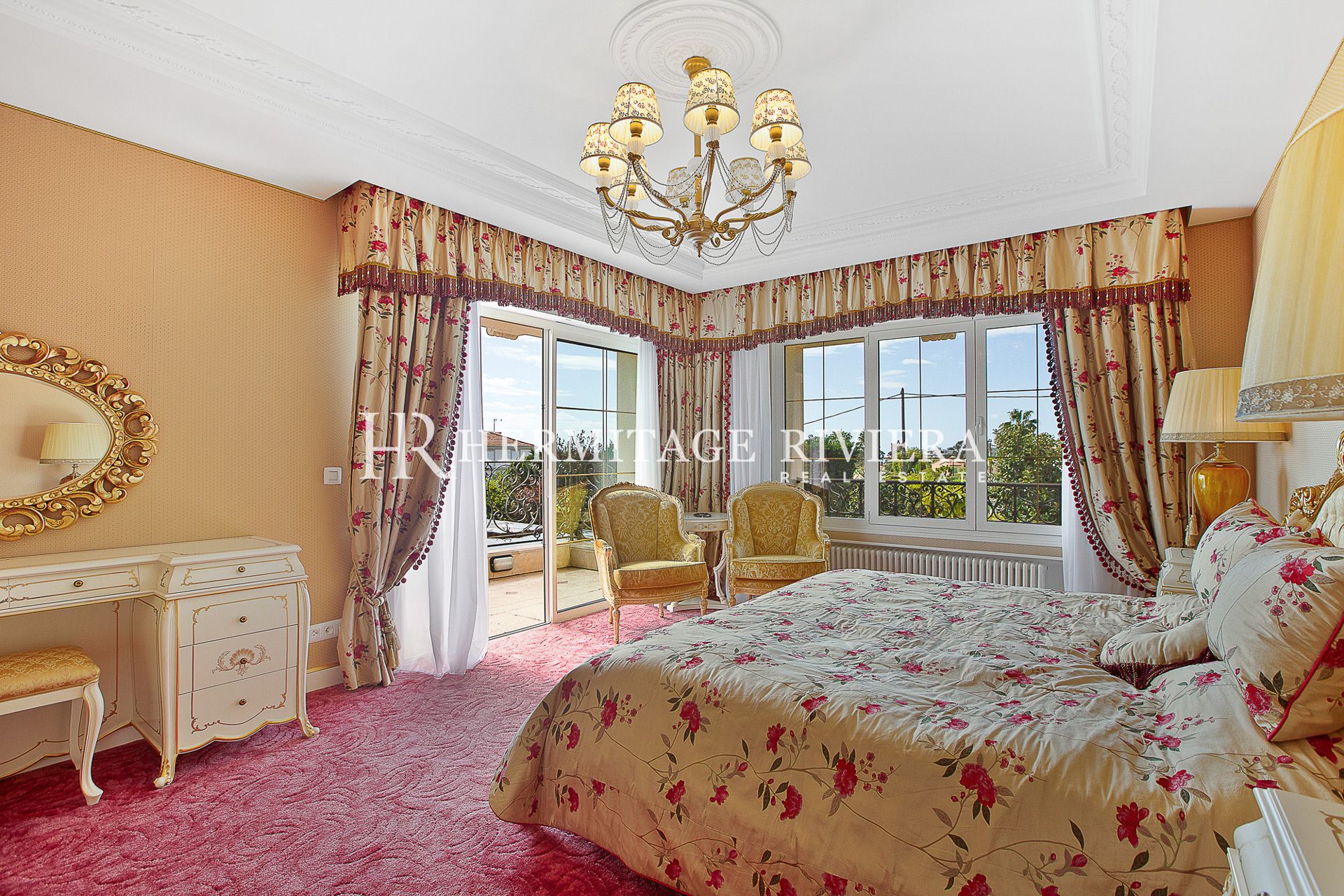 Exception prestigious property - Flat garden - Pool - Sea view  (image 29)