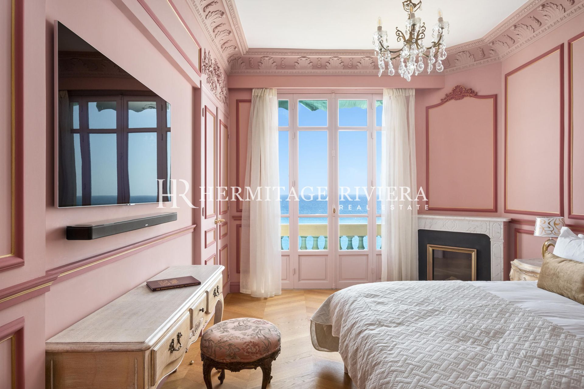 4 bedroom apartment - Waterfront - Renovated - Sea views  (image 11)