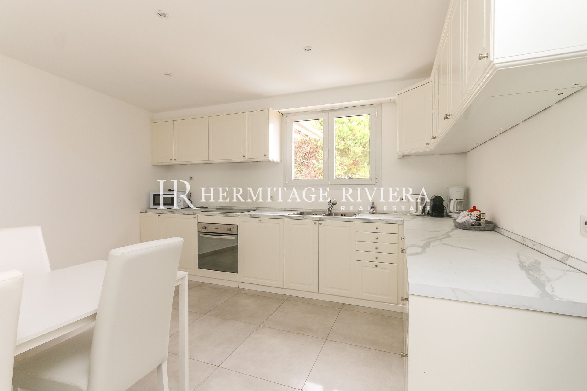 Penthouse i Menton Garavan Penthouse i nyere bolig - Tæt på strandpromenaden - Havudsigt (billede 16)