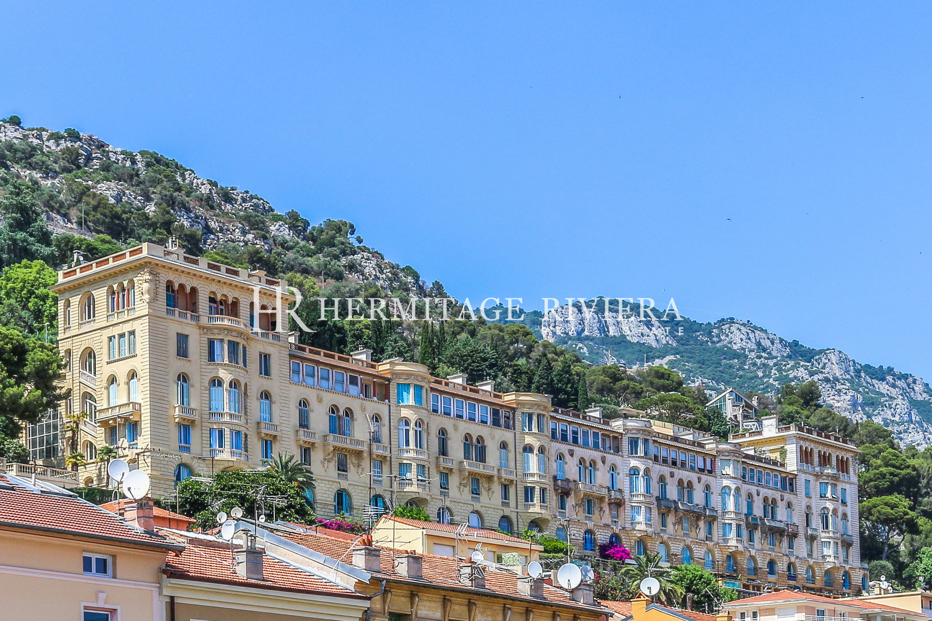 Современная квартира с видом на Монако (изображение 15)