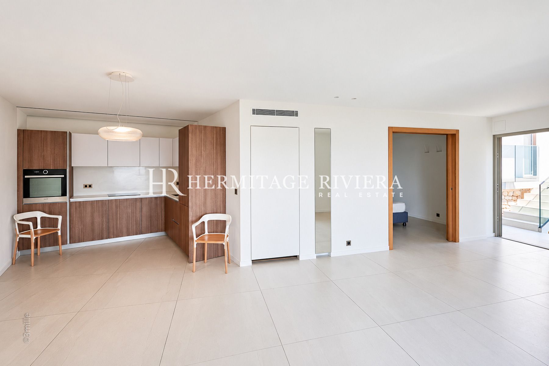 Villa in Villefranche-sur-Mer Modern property - Overlooking the Bay of Villefranche - Pool  (image 27)