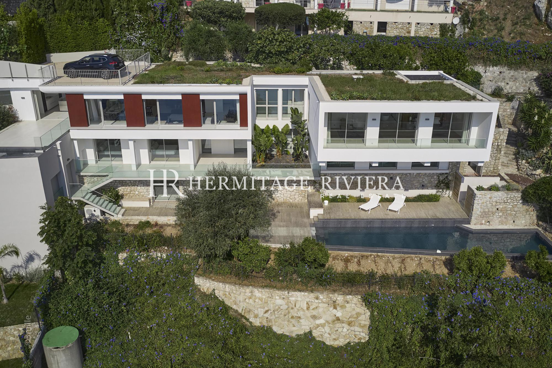 New villa overlooking the Bay of Villefranche in Villefranche-sur-Mer (image 6)