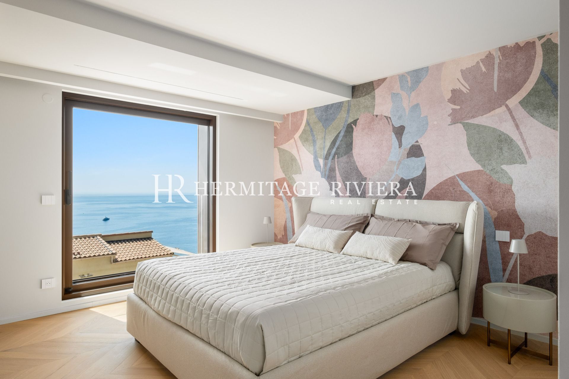 Modern renovated villa with sea view and pool (image 8)
