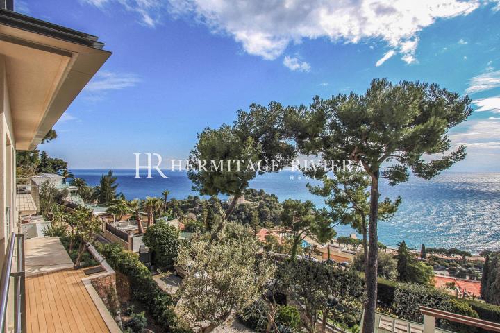 Contemporary villa overlooking Monte Carlo Beach (image 15)