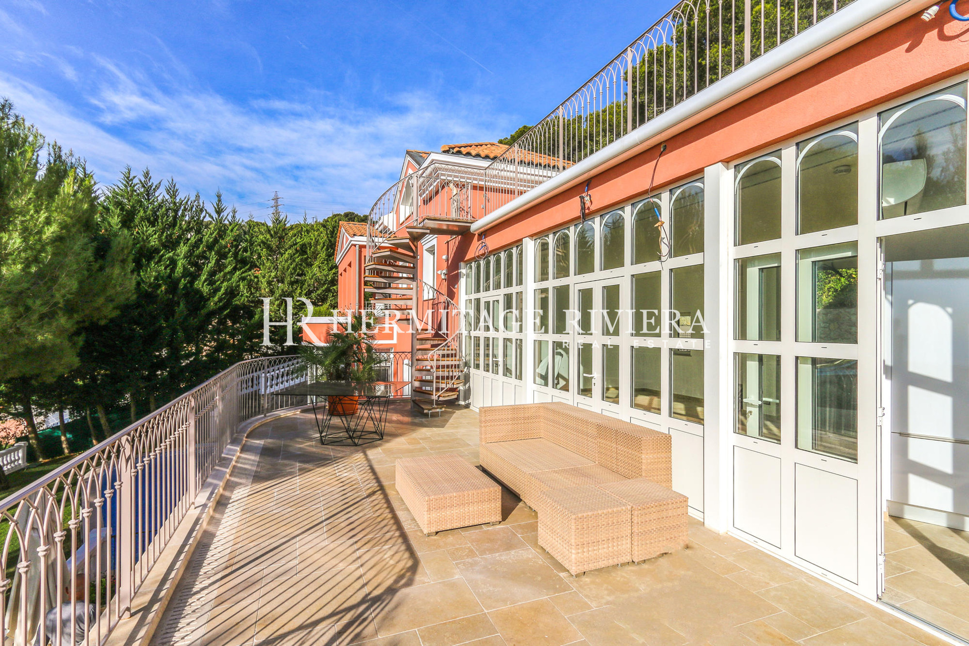 Splendid property of two villas calm close Monaco (image 8)