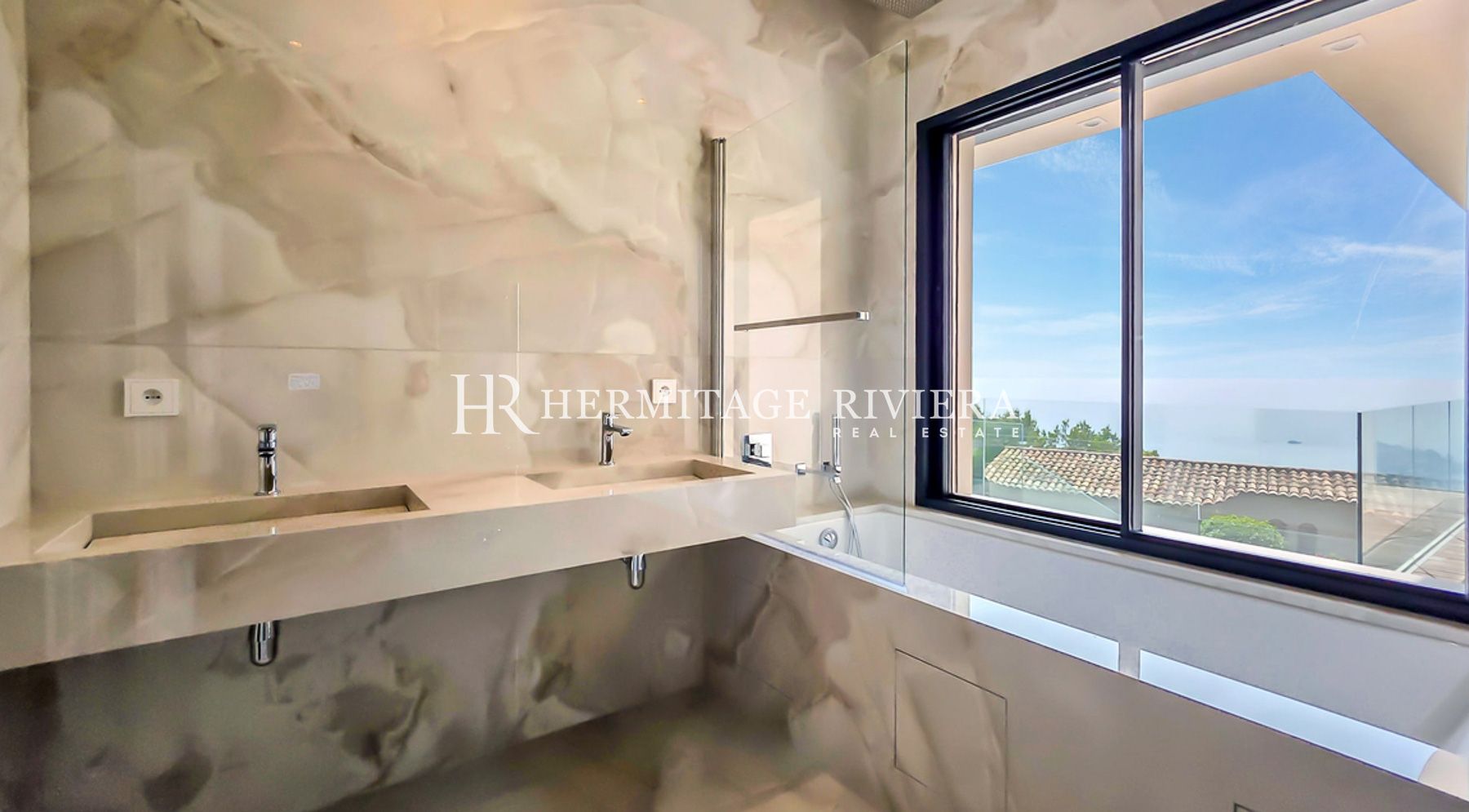 Villa à Roquebrune-Cap-Martin Villa contemporaine neuve - Vue mer - Piscine  (image 13)