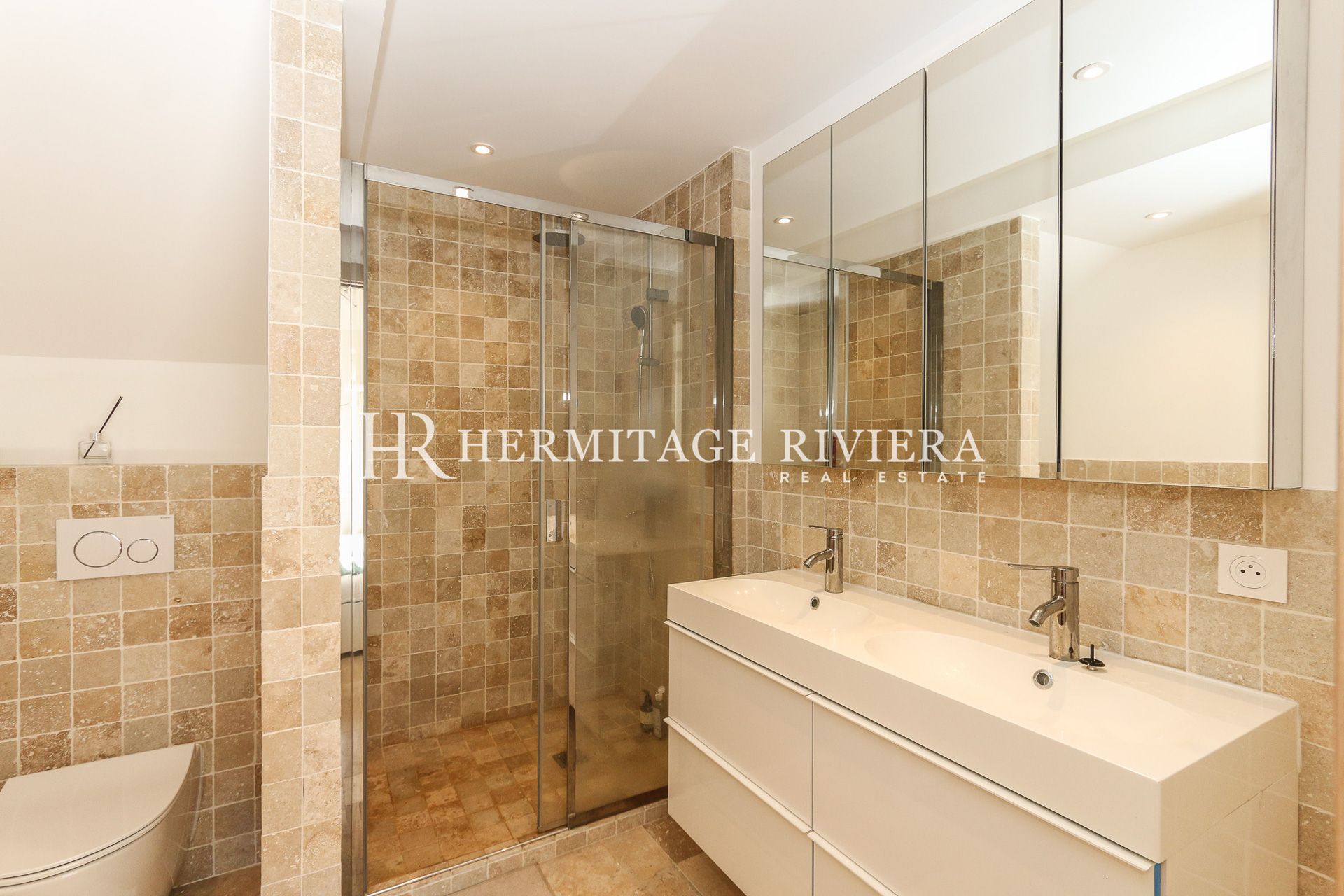 Villa reformada - Vista al mar - Cerca de playas (imagen 19)