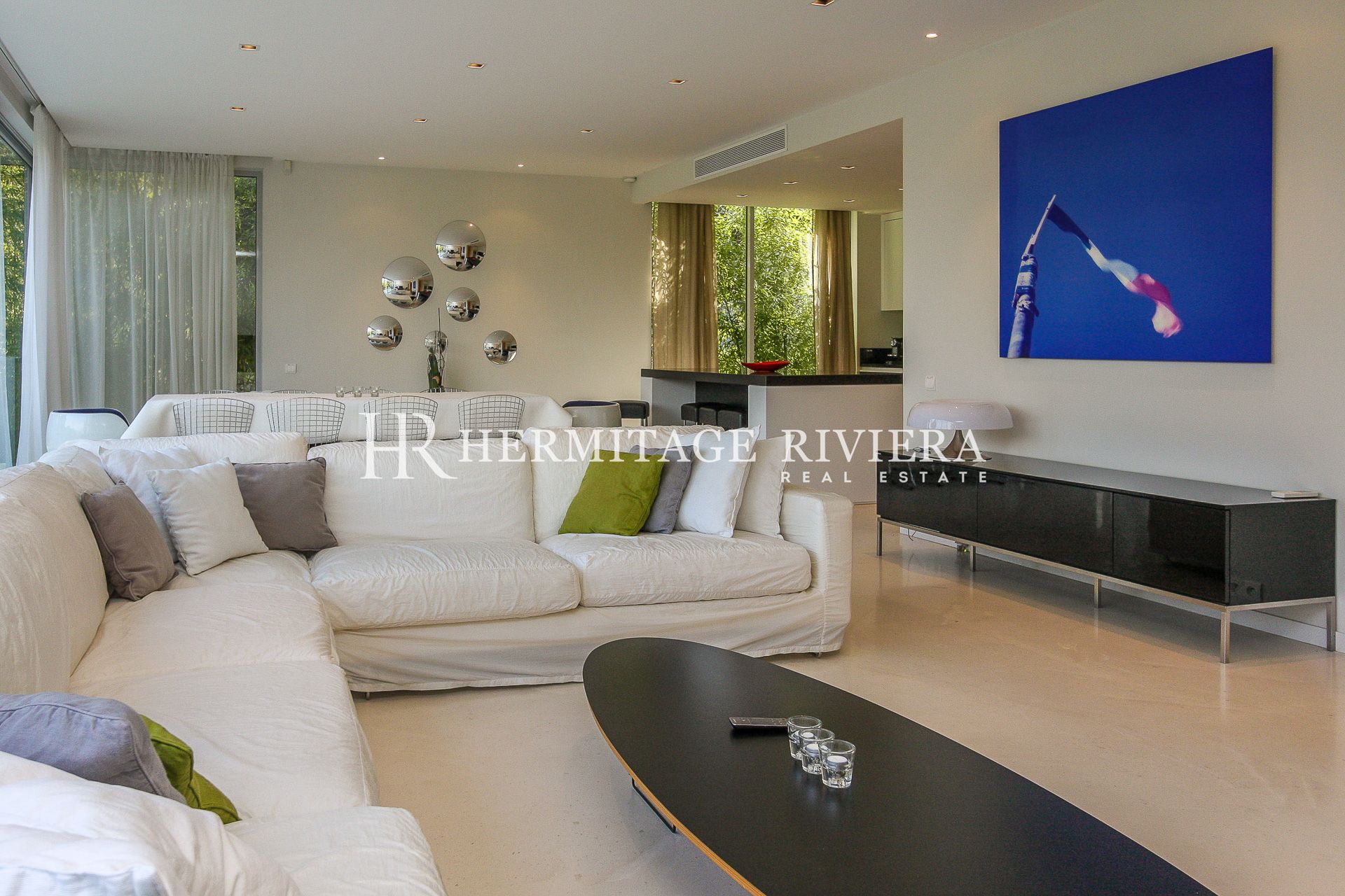 Villa contemporanea in posizione tranquilla - Piscina - Giardino pianeggiante (immagine 6)