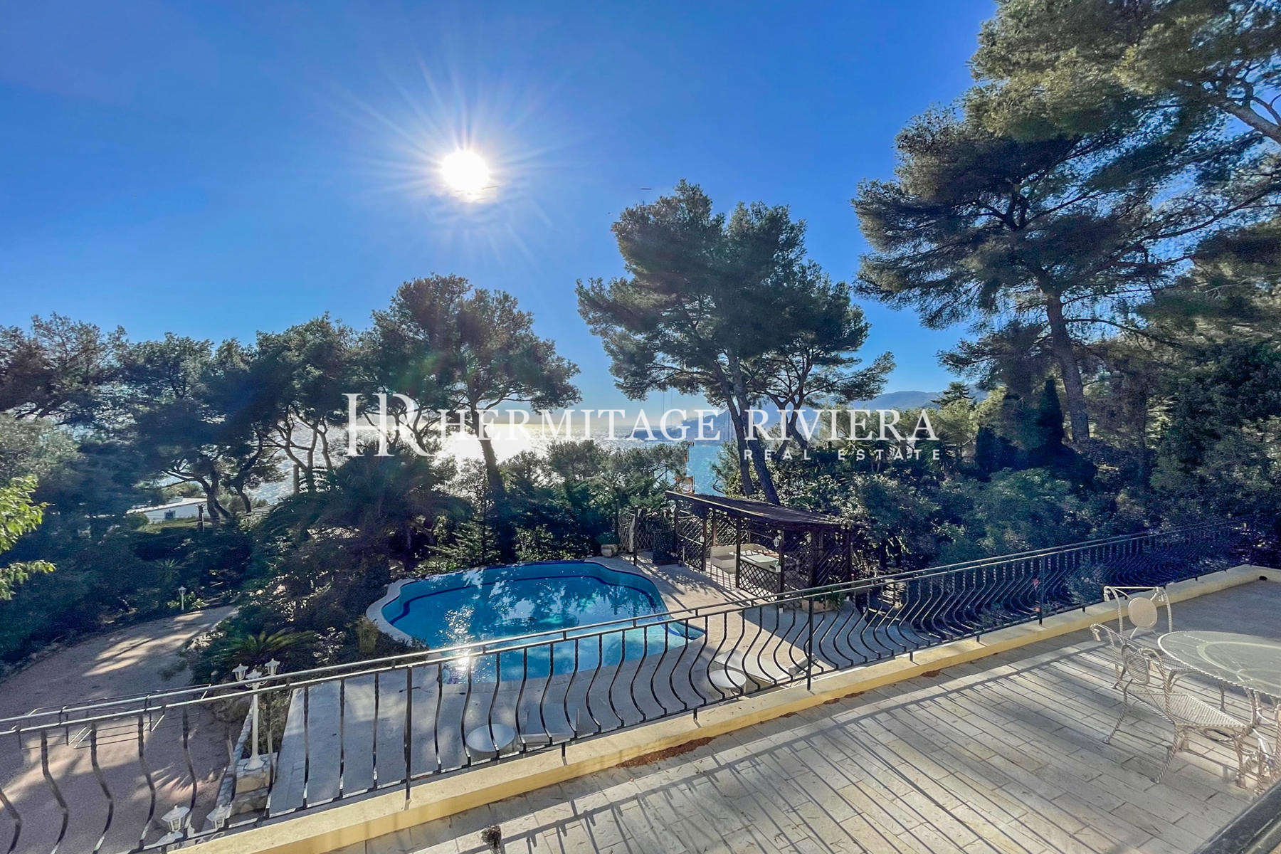 Property with views Monaco in sought after location (image 1)