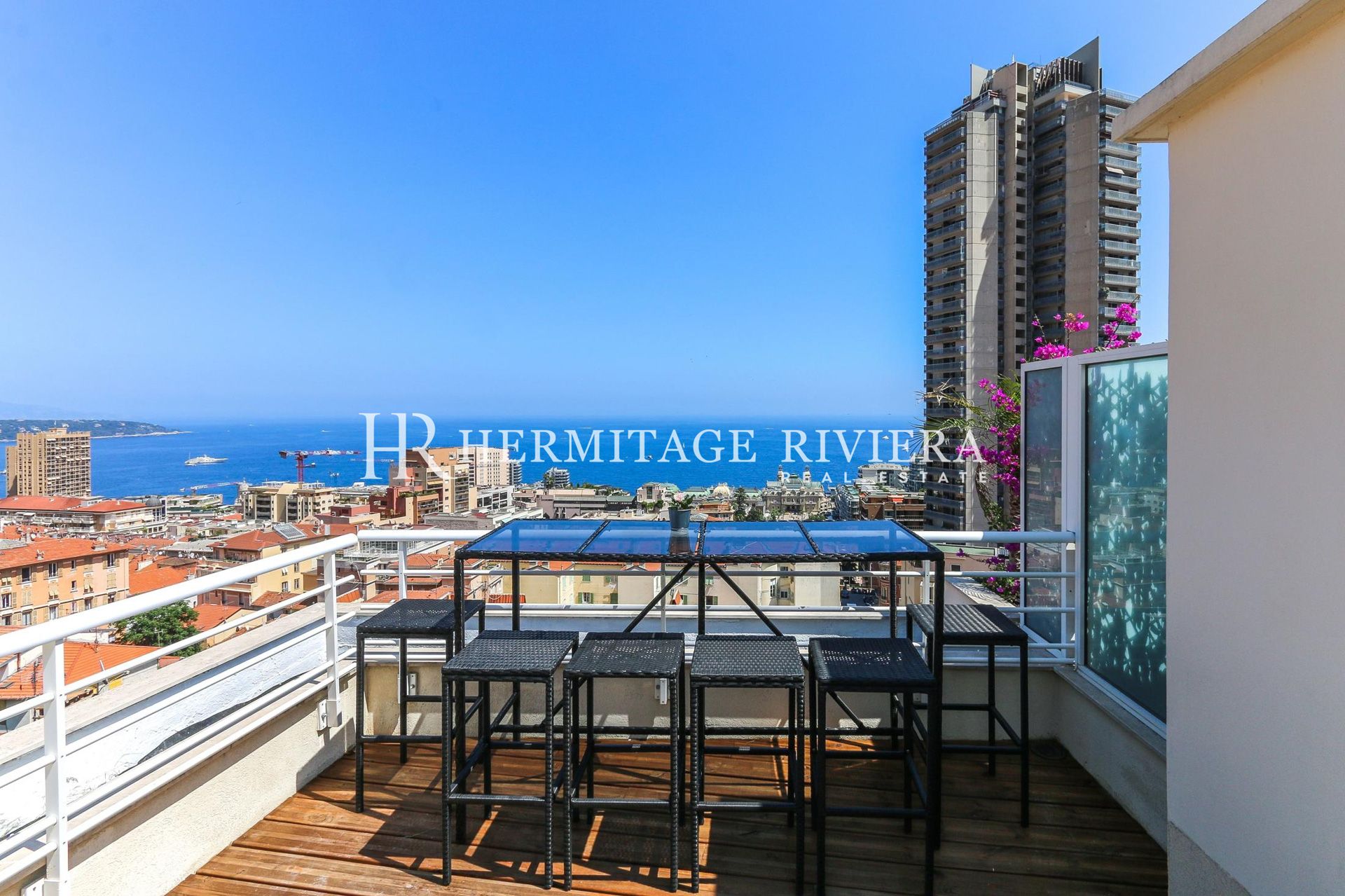 Penthouse-duplex renovated overlooking Monaco  (image 3)