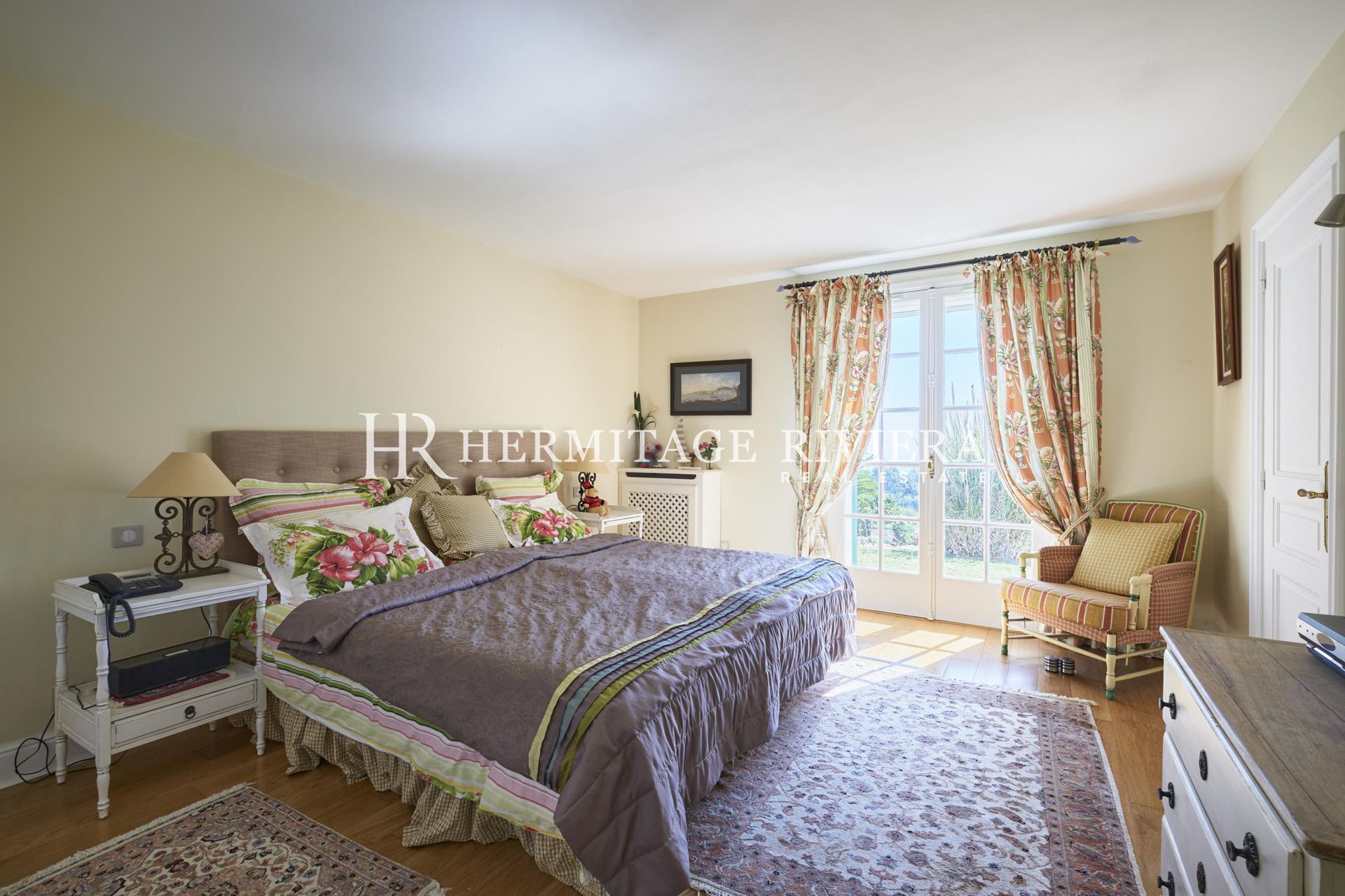 Красивое владение с видом на море (изображение 21)