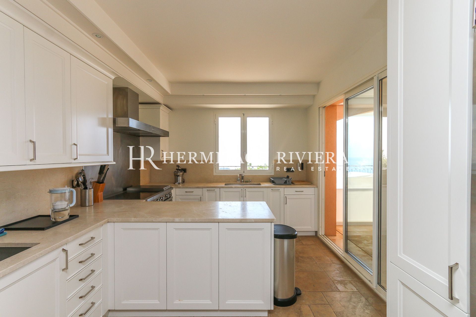Sea views - Pool - Gated estate (image 12)