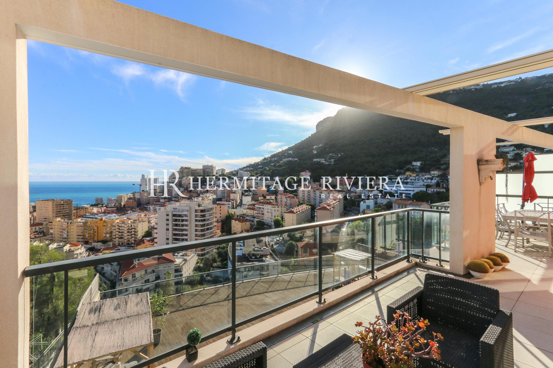 Просторная квартира с террасой и видом на Монако (изображение 4)