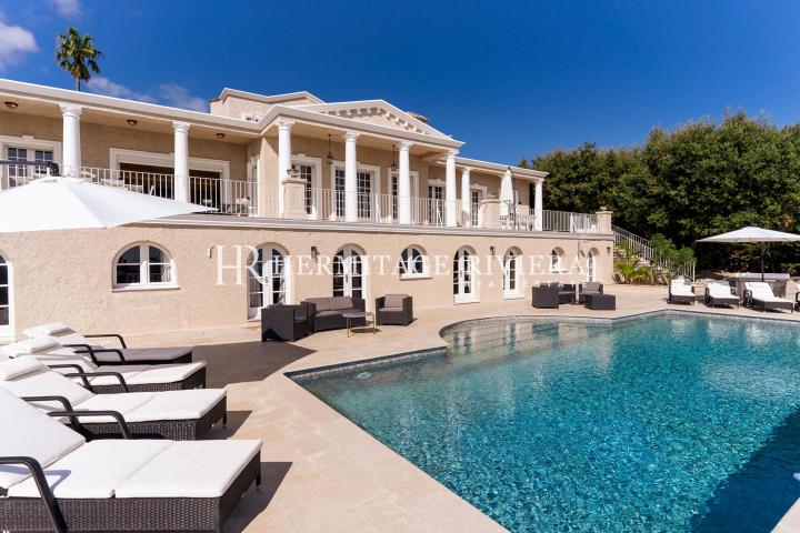 Stunning luxury property with helipad (image 3)