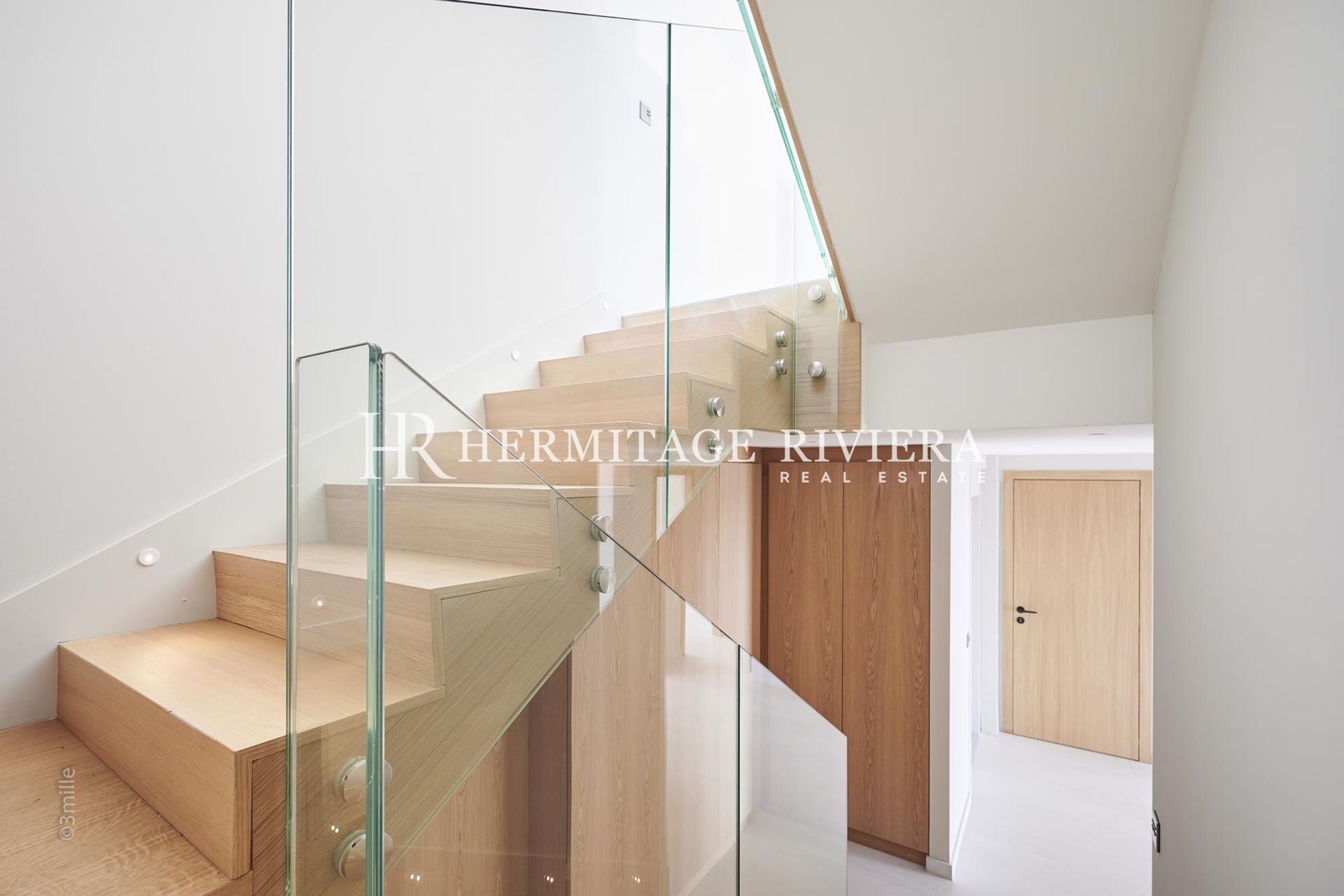 Luxury property - Sew Views - Pool (image 20)