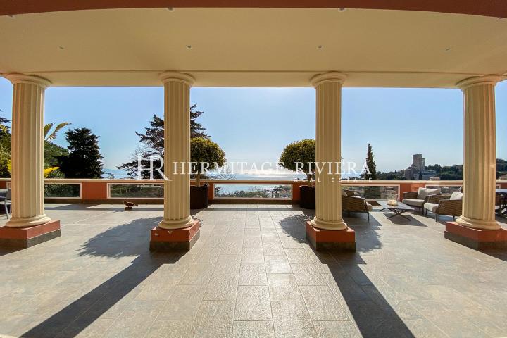 Splendid property enjoying panoramic view of the sea and Monaco (image 10)