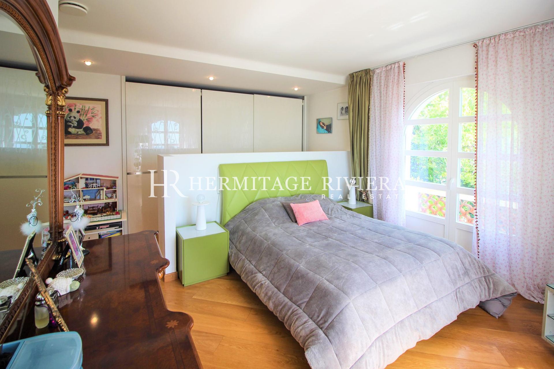 优质房产 - 全海景 - 游泳池 - 平坦花园 (图片 8)