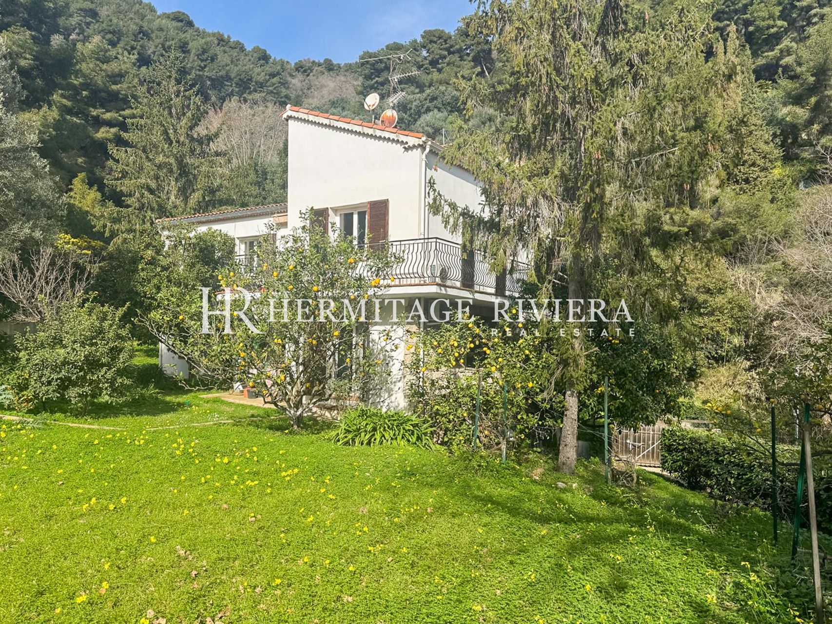 House to renovate - near Monaco  (image 2)