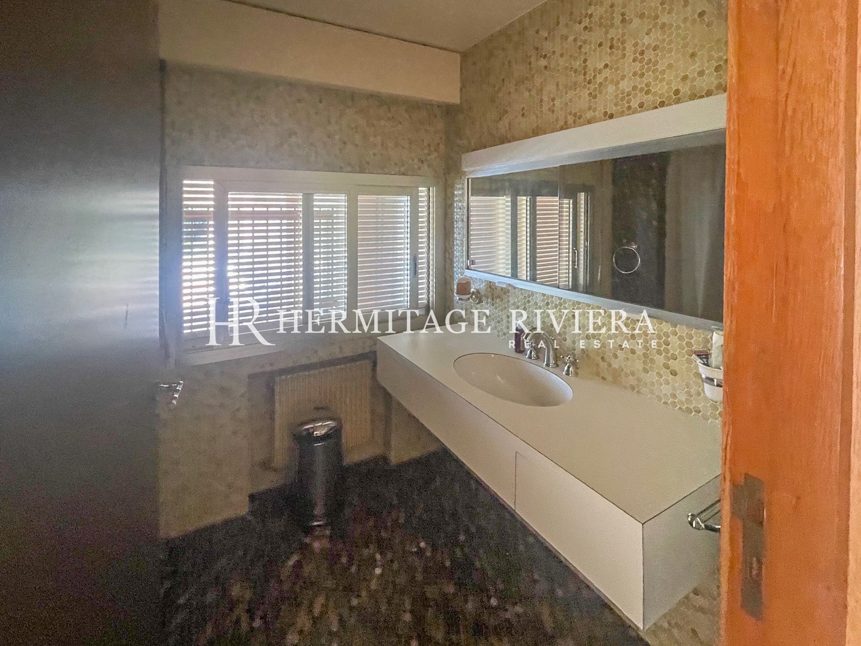 坐拥全景的非凡别墅 (图片 23)