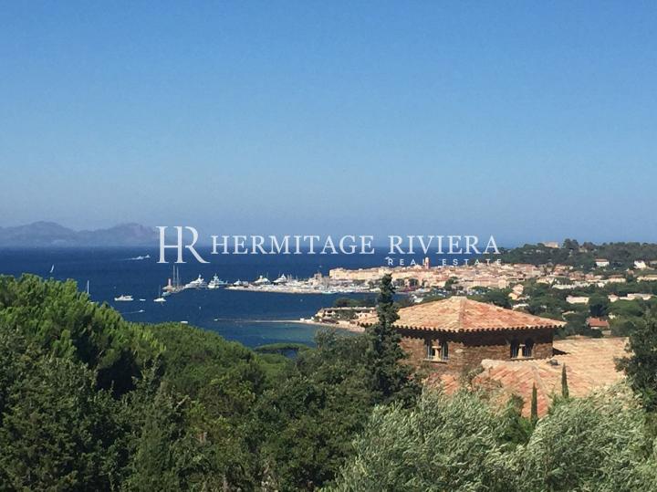 Elegant villa overlooking the charming St-Tropez (image 7)