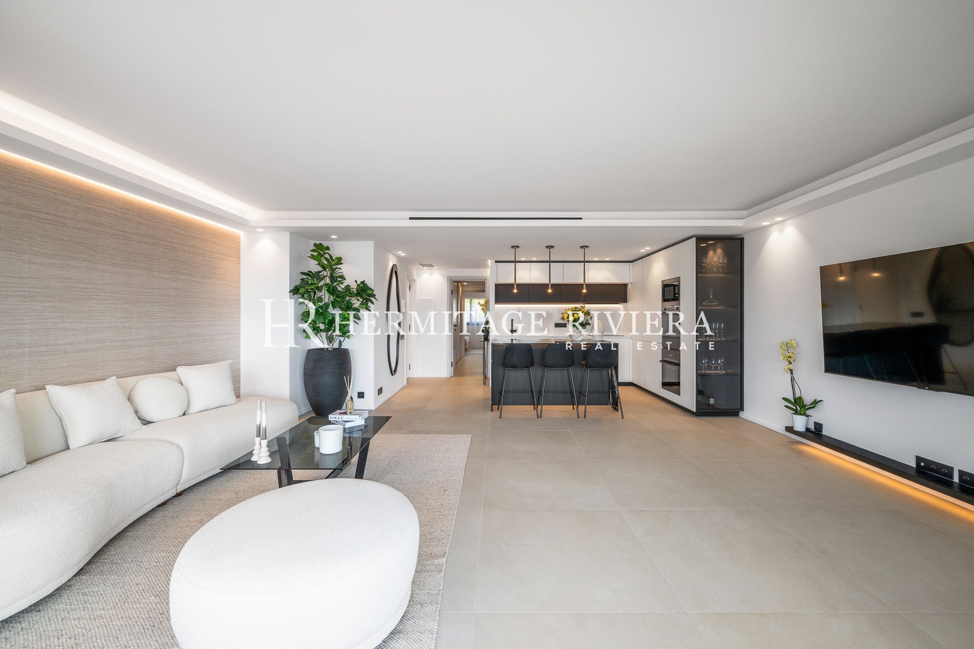 Exceptional Apartment – Top Floor with Breathtaking Sea View (image 18)