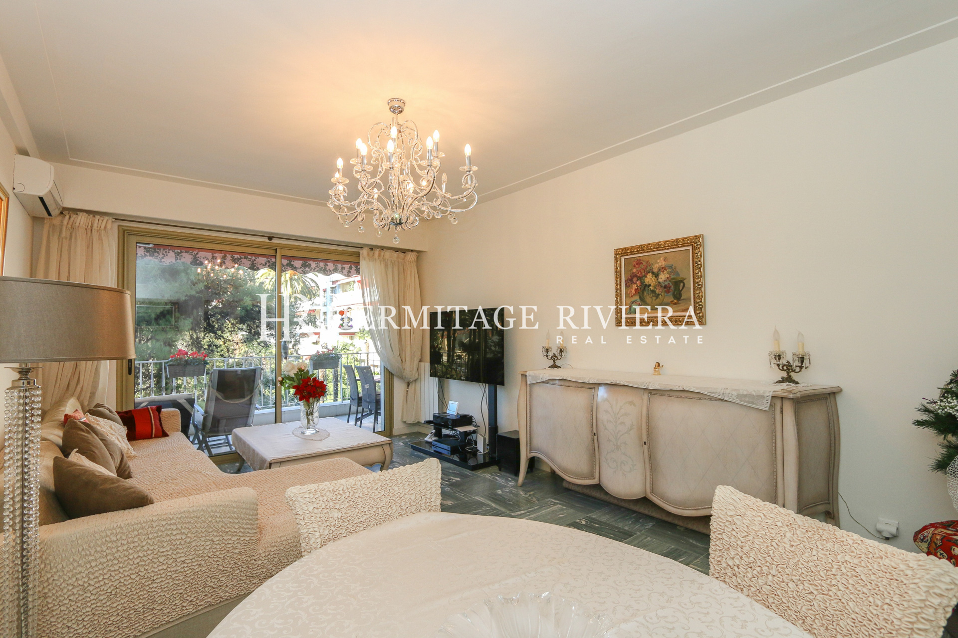 Sumptuous apartment with terrasses and view of port of Nice (image 3)