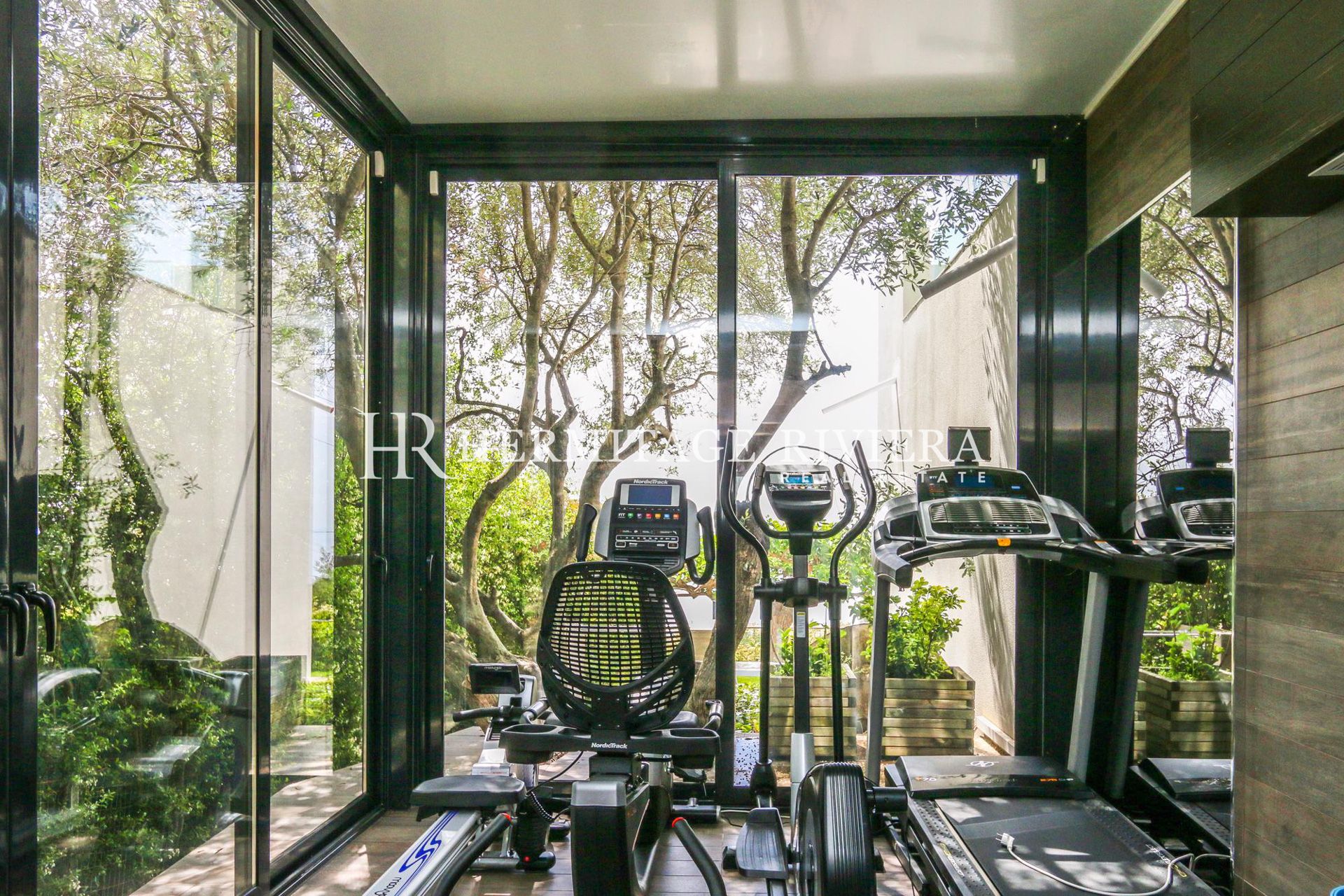 令人惊叹的现代别墅，享有海景和摩纳哥美景 (图片 15)