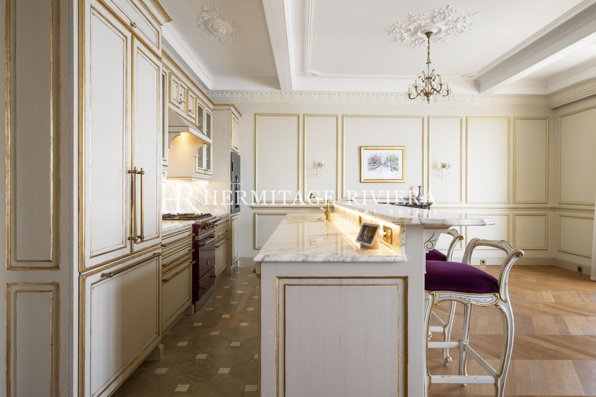 4 bedroom apartment - Waterfront - Renovated - Sea views  (image 8)