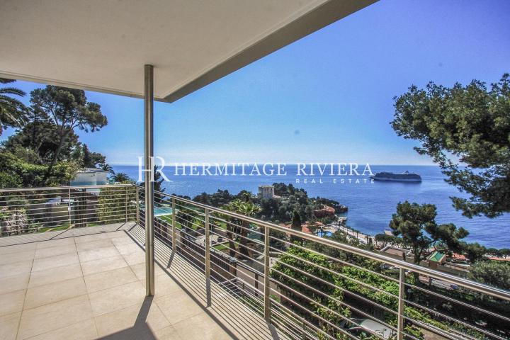 Contemporary villa overlooking Monte Carlo Beach (image 10)