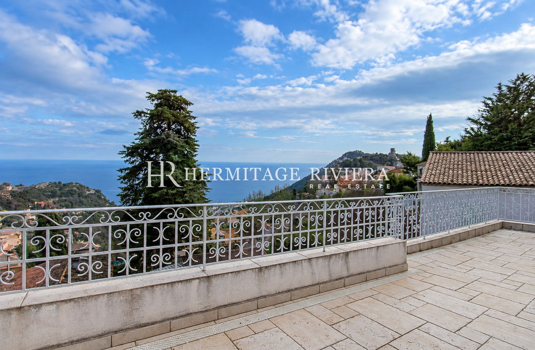 Villa à La Turbie  Villa néo-provençale - Vue mer - Près de Village La Turbie (image 4)