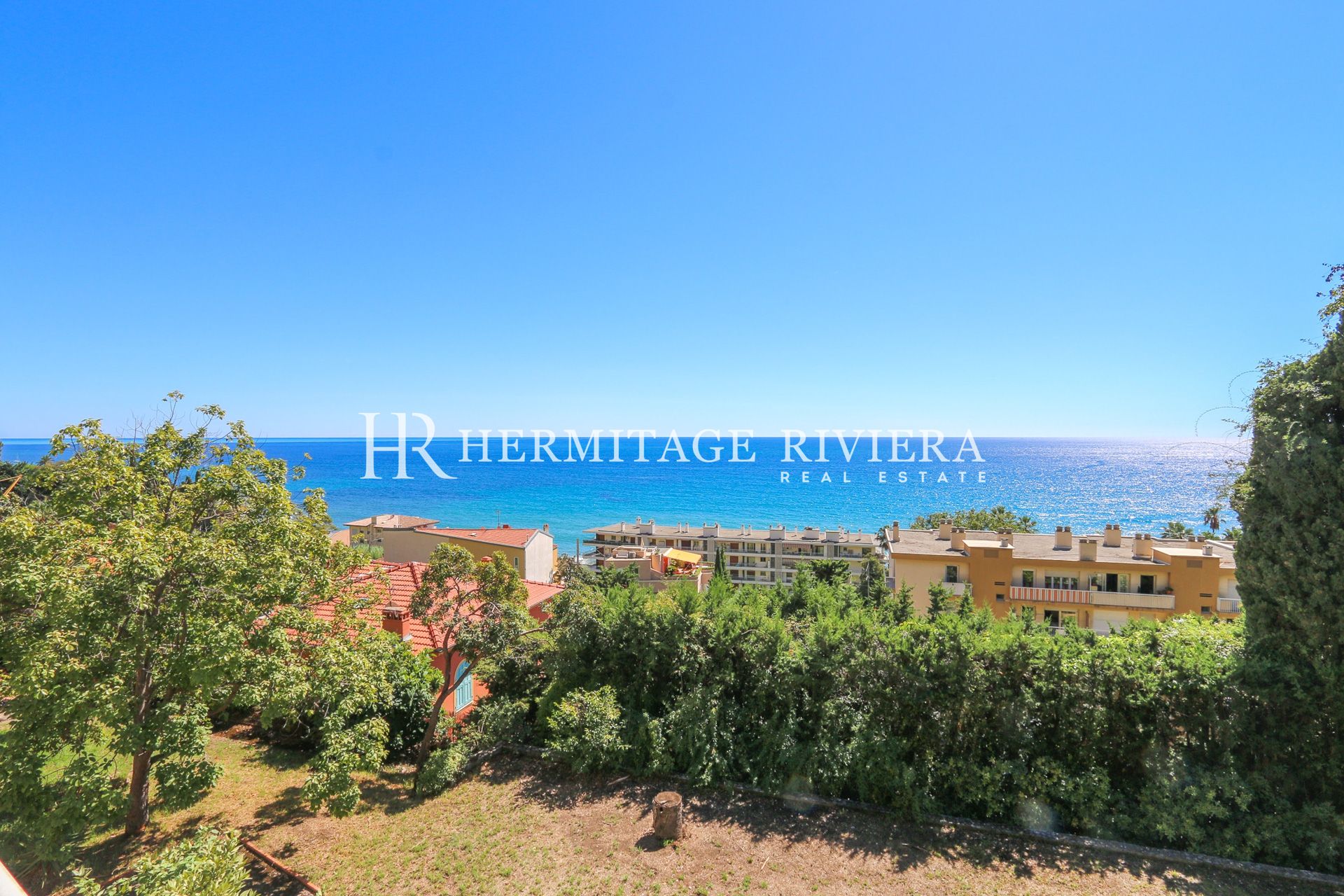 Elegant 19th century stone mansion with sea view (image 3)